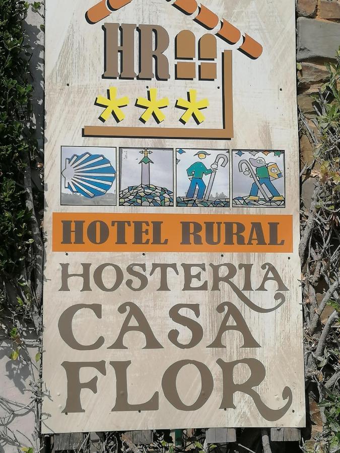 Hosteria Casa Flor Murias de Rechivaldo エクステリア 写真